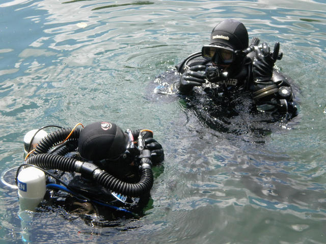 Divers with KUBI